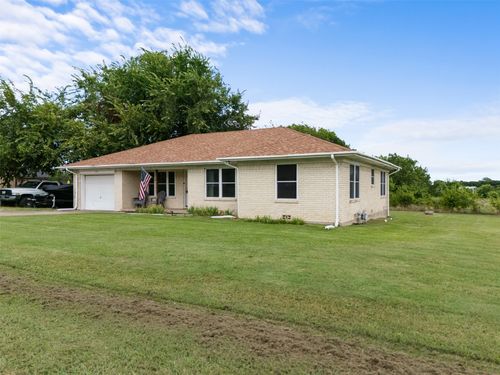 107 Southmayd Road, Southmayd, TX, 76268 | Card Image
