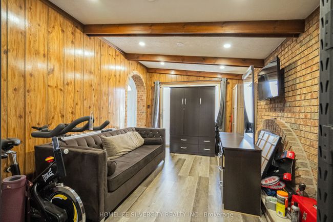 72 Brookland Dr, House other with 5 bedrooms, 4 bathrooms and 4 parking in Brampton ON | Image 11