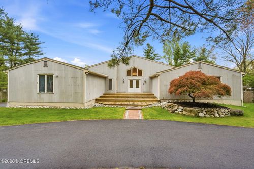 122 University Dr, Lincroft, NJ, 07738-1612 | Card Image