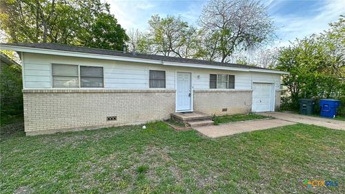 416 S 7th St, Copperas Cove, TX, 76522-2118 | Card Image
