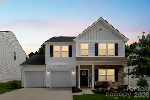 3152 Pinehills Way, Mount Holly, NC, 28120-0375 | Card Image