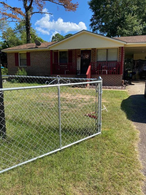 808 Georgia Ave, Americus, GA, 31719-2233 | Card Image