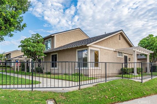 3851 Bixby Dr, La Verne, CA, 91750-2002 | Card Image