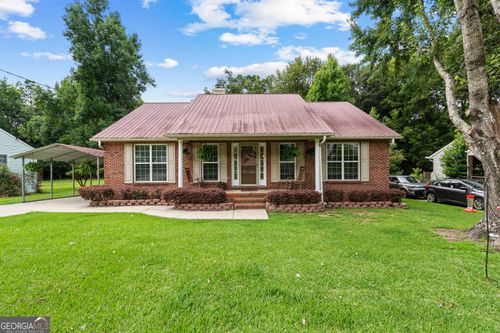 615 Peach St, Manchester, GA, 31816-1530 | Card Image