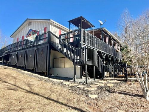 117 Finch Cir, Badin Lake, NC, 28127 | Card Image