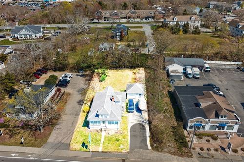 83 Davis Straits, Falmouth, MA, 02540 | Card Image
