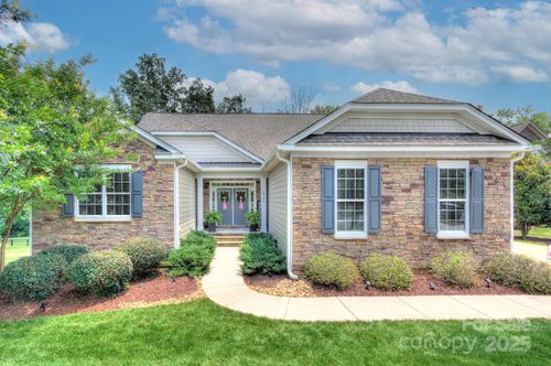 6326 Jepson Ct, Charlotte, NC, 28214-8504 | Card Image