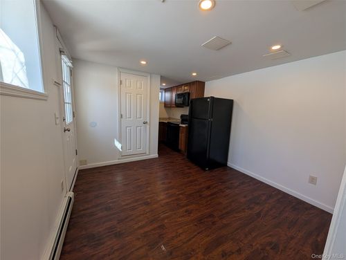 apt-3-33 E Vacation Dr, Wappingers Falls, NY, 12590-6559 | Card Image