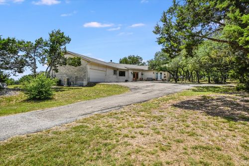14140 Sawyer Ranch Rd, Dripping Springs, TX, 78620-4233 | Card Image