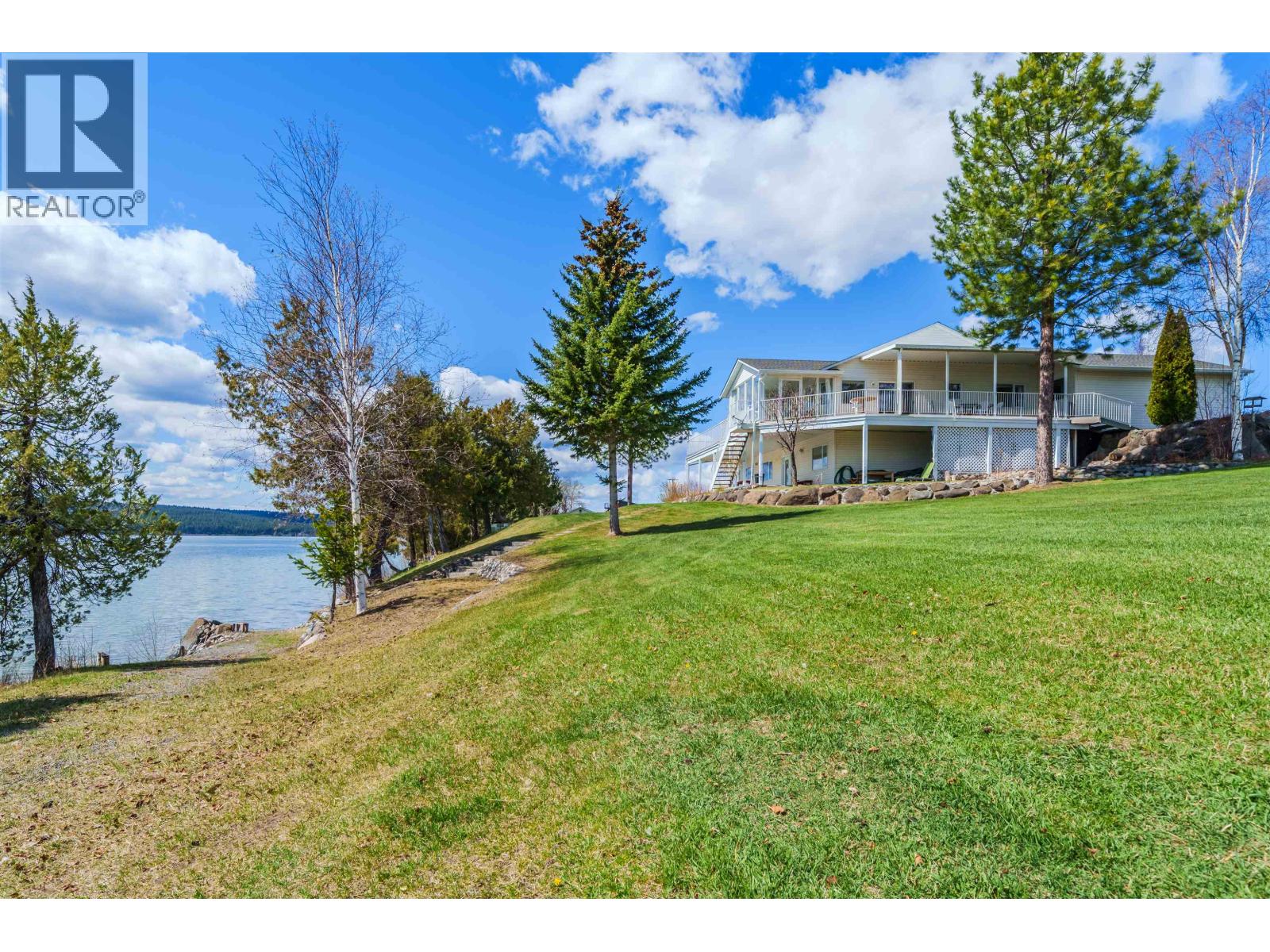 Residential in Lac La Hache