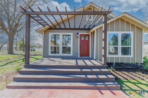 403 W French Street, Cuero, TX, 77954 | Card Image