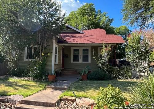 609 W Lullwood Ave, San Antonio, TX, 78212-2606 | Card Image