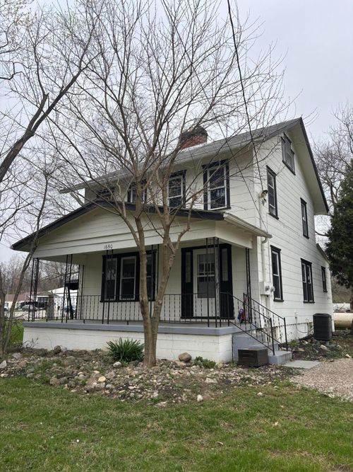 1690 Dyer Rd, Grove City, OH, 43123-1606 | Card Image