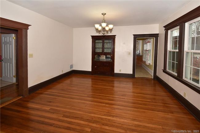 70 - 68-70 Sterling St, Home with 9 bedrooms, 3 bathrooms and 5 parking in Hartford CT | Image 7
