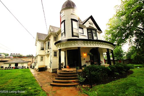 1642 Beechwood Ave, Louisville, KY, 40204-1300 | Card Image