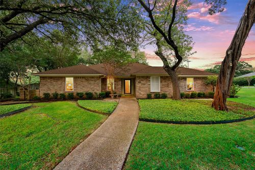 9920 Sandalwood Dr, Woodway, TX, 76712-3140 | Card Image