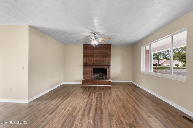 Wood burning fireplace | Image 6