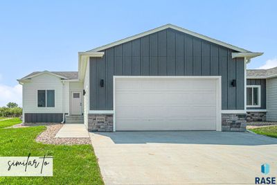 5517 Spirea Ave, House other with 3 bedrooms, 2 bathrooms and null parking in Sioux Falls SD | Image 1