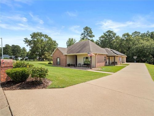 3001 Legacy Loop, Pineville, LA, 71360-4661 | Card Image