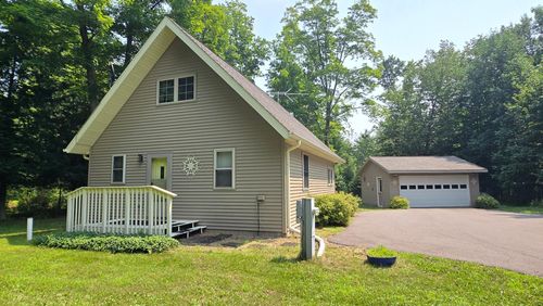 N9109 Chip N Dale Dr, Pickerel, WI, 54465-9700 | Card Image