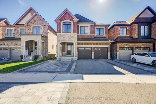 132 Meadow Vista Cres, Holland Landing, ON, L9N0T4 | Card Image