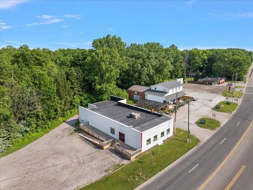17648 Us Highway 12, New Buffalo, MI, 49117-9714 | Card Image