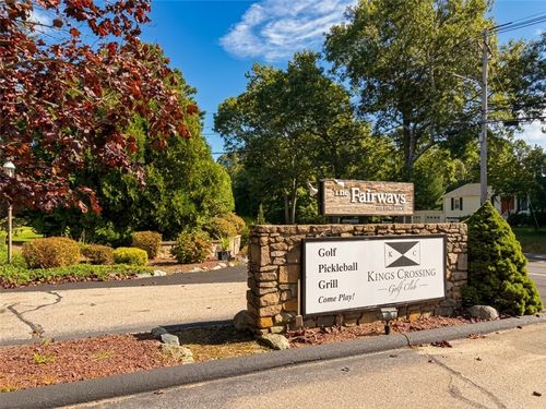 c-17 Caddy Rock Rd, North Kingstown, RI, 02852-3128 | Card Image