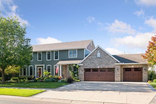 16917 73rd Pl N, Maple Grove, MN, 55311-2682 | Card Image