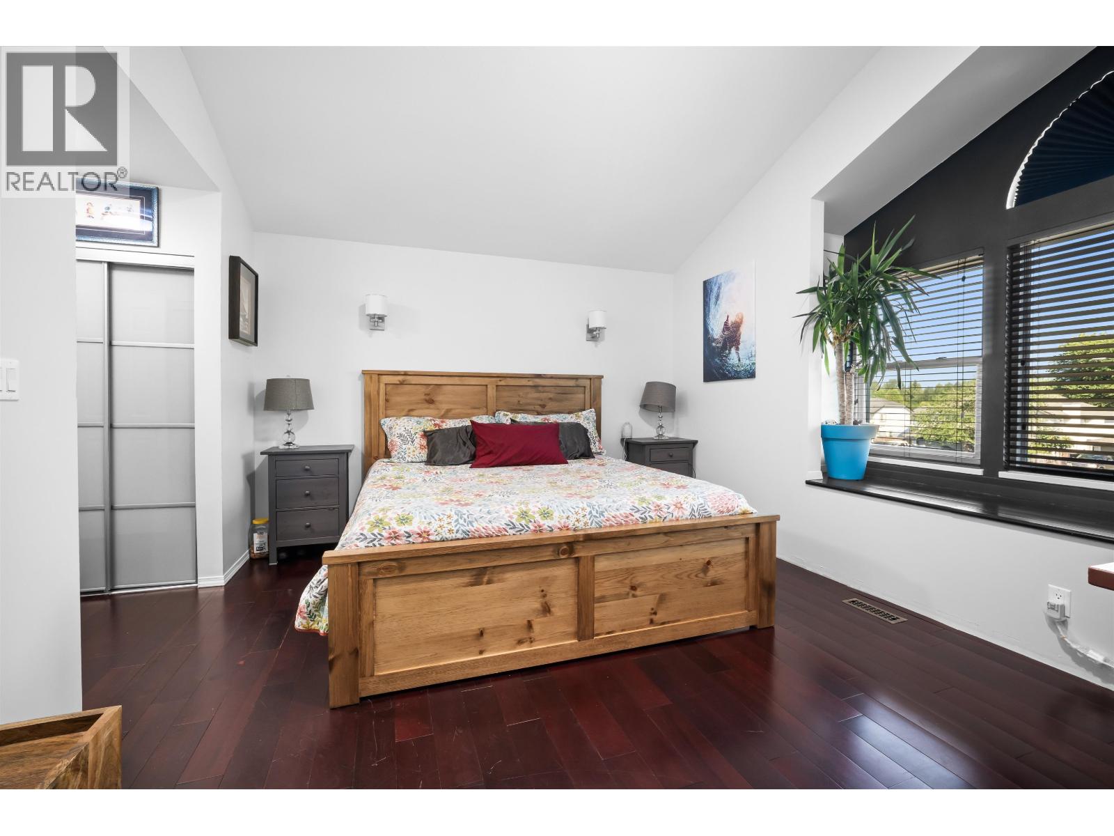 Residential in Maple Ridge 5