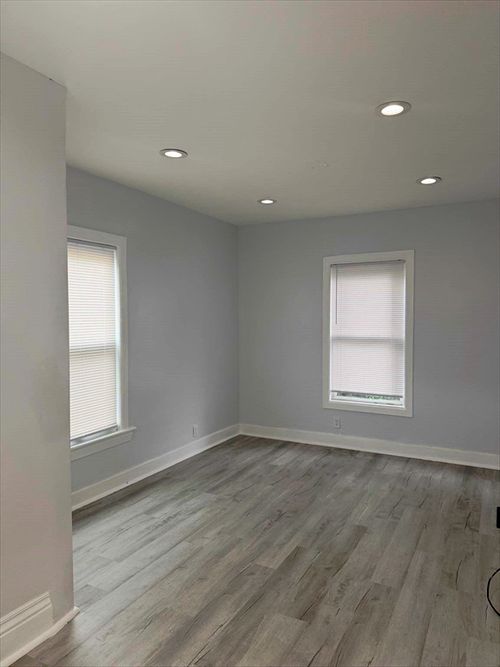 30-30 Dexter St, Lynn, MA, 01902-3059 | Card Image
