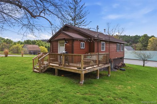 27 Old County Rd, Cochecton, NY, 12726-5718 | Card Image