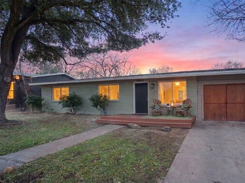 4900 Eastdale Dr, Austin, TX, 78723-6204 | Card Image