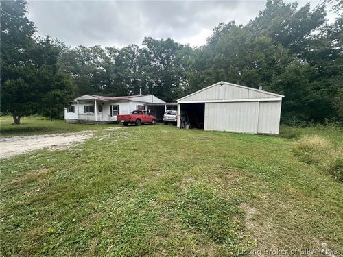 407 Country Lake Rd, Underwood, IN, 47177-7017 | Card Image