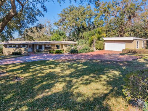 2435 Broadvue Ave, EUSTIS, FL, 32726-7626 | Card Image