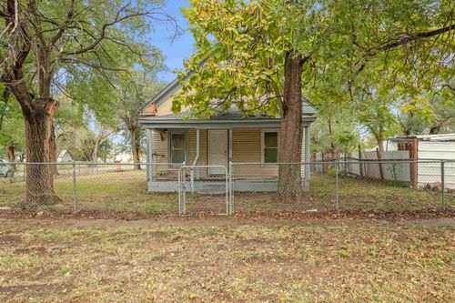 1500 E 2nd Ave, Hutchinson, KS, 67501-3803 | Card Image