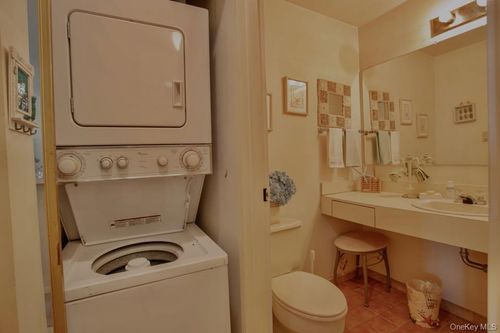 apt-2h-360 Shore Rd, Long Beach, NY, 11561-4372 | Card Image