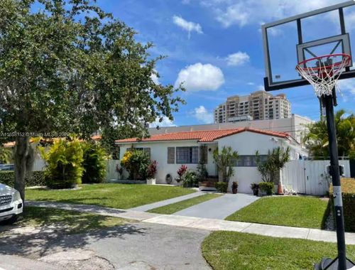 3280 Sw 21st St, Miami, FL, 33145-2204 | Card Image