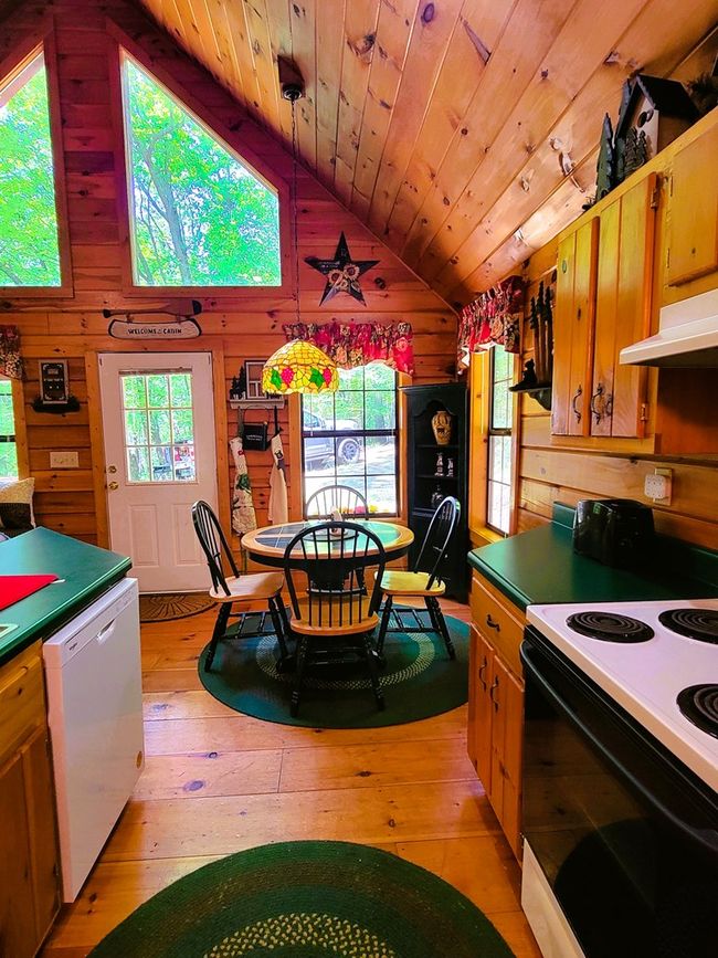 140 Treehouse Trl, Home with 2 bedrooms, 2 bathrooms and null parking in Murphy NC | Image 17