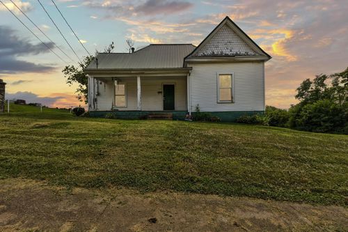 534 E Locust St, Mt Sterling, KY, 40353-1412 | Card Image