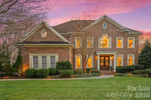 7007 Camrose Crossing Ln, Matthews, NC, 28104-6862 | Card Image