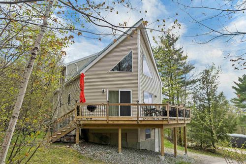 37 Larry Dr, Alton Bay, NH, 03810-4343 | Card Image