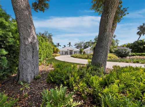 1909 Field Rd, SARASOTA, FL, 34231-2313 | Card Image