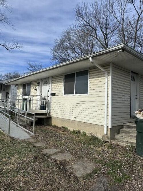 1564 Burley Dr, Columbus, OH, 43207-2702 | Card Image