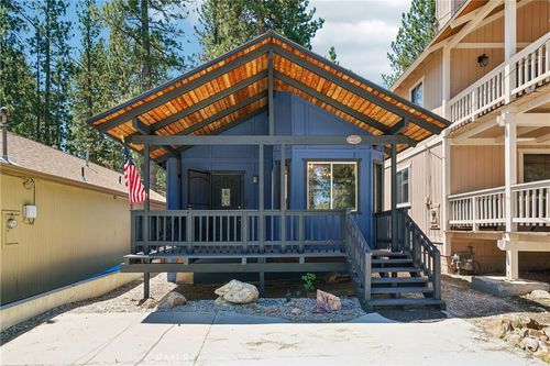 40137 Mahanoy Ln, Big Bear Lake, CA, 92315-2117 | Card Image