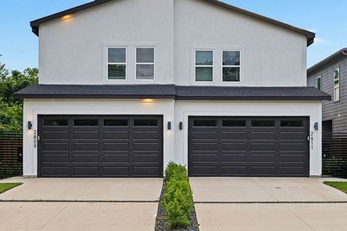 2811 Harston St, Dallas, TX, 75212-5120 | Card Image