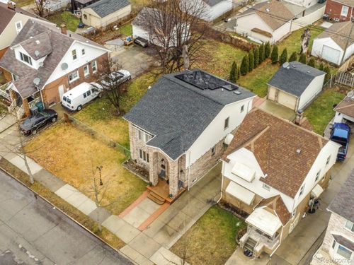 7718 Steadman St, Dearborn, MI, 48126-1075 | Card Image