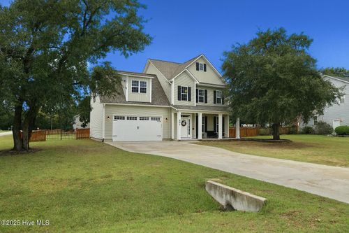 201 Willas Ct, Holly Ridge, NC, 28445-8006 | Card Image