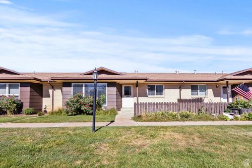 5582 S 975 E, South Ogden, UT, 84405-7038 | Card Image