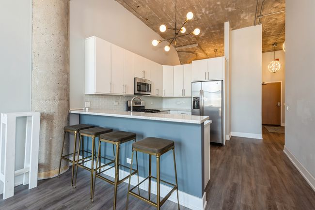 UNIT-505 - 320 E 21 St St, Condo with 2 bedrooms, 2 bathrooms and 1 parking in Chicago IL | Image 16