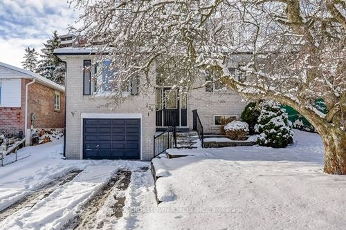 436 Dixon Blvd, Newmarket, ON, L3Y5C7 | Card Image